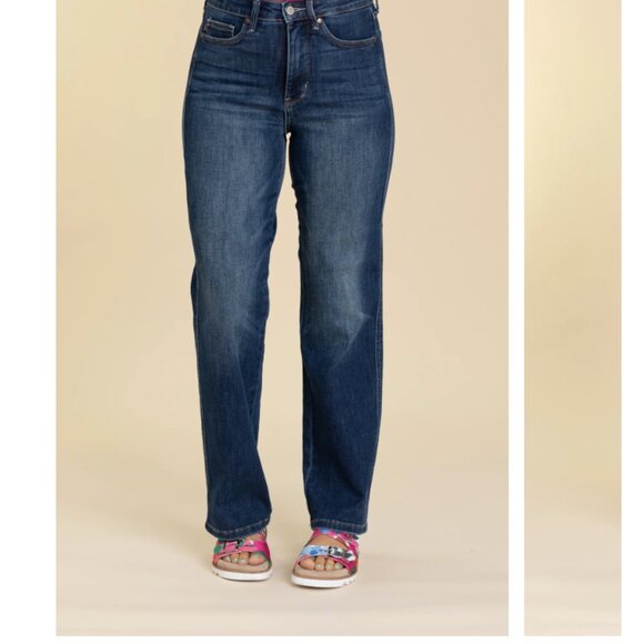 Judy Blue Tummy Control Classic Straight Jean 13/31 - Picture 2 of 12